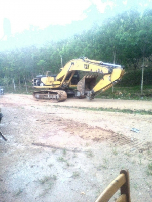 ขายรถแบคโฮ CAT 325 เอกสารอินวอย ราคา 700000