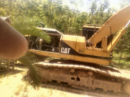 ขายรถแบคโฮ CAT 325 เอกสารอินวอย ราคา 700000