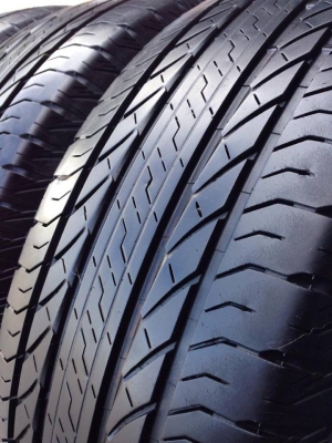 ยาง Bridgstone 265-65-17 รุ่น ECOPLA ep 850 ปี 15 ครบชุด 4 เส้น 7500  สภาพสวยๆไม่บวมไม่กินข้างดอกยางเหลือเยอะเอาไปวิ่งกันใด้อีกยาวค่ะ