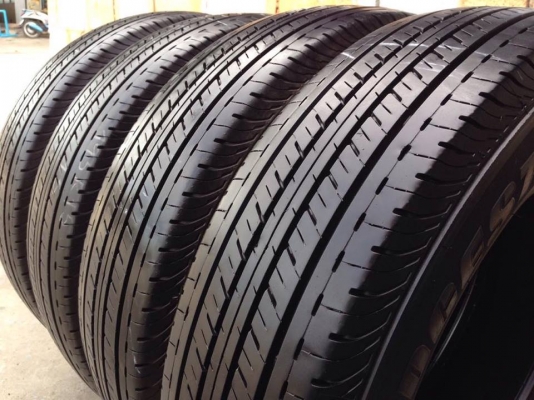 ยาง Bridgstone 195 R 15 ปี 15 ครบชุด 4 เส้น 5500  สภาพสวยๆไม่บวมไม่กินข้างดอกยางเหลือเยอะเอาไปวิ่งกันใด้อีกยาวค่ะ