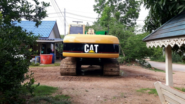 ขายรถแบคโฮ CAT 320 C JAPAN เอวใหม่ ช่วงล่างใหม่ทั้งหมด เอกสารเล่มทะเบียน ราคา 1550000
