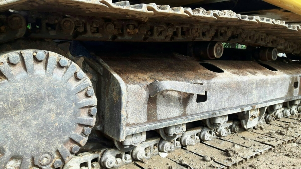 ขายรถแบคโฮ CAT 320 C JAPAN เอวใหม่ ช่วงล่างใหม่ทั้งหมด เอกสารเล่มทะเบียน ราคา 1550000