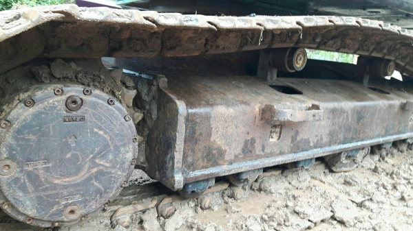 ขายรถแบคโฮ 2 คัน KOBELCO SK200-8 YN12 SUPER X ไมล์ 7000 ชม.ราคา 2400000