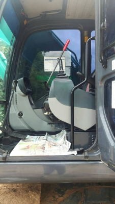 ขายรถแบคโฮ 2 คัน KOBELCO SK200-8 YN12 SUPER X ไมล์ 7000 ชม.ราคา 2400000