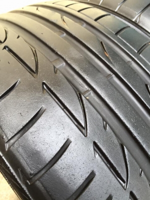 ขายยาง BRIDGESTONE POTENZA S001 235-35-20 ปี12 ดอกหนาจัด ไม่มีปะ ไม่กินข้าง คู่ละ 4,000 บาท
