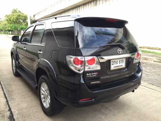 TOYOTA FORTUNER 3.0 V 4WD 2013 สภาพพร้อมใช้งาน ไม่มีชน TOYOTA FORTUNER 3.0 V 4WD 2013 สภาพพร้อมใช้งาน ไม่มีชน
