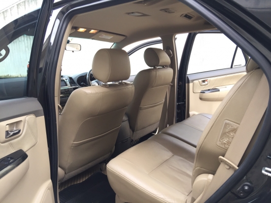 TOYOTA FORTUNER 3.0 V 4WD 2013 สภาพพร้อมใช้งาน ไม่มีชน TOYOTA FORTUNER 3.0 V 4WD 2013 สภาพพร้อมใช้งาน ไม่มีชน