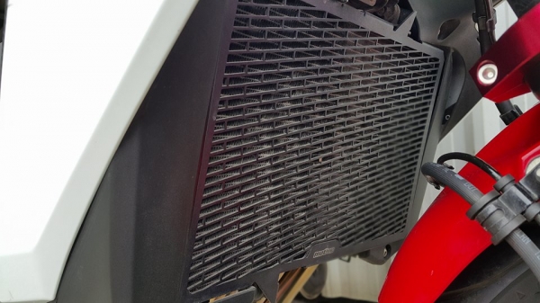 CB650F 2014 สภาพป้ายแดง สวยกริ๊บพร้อมใช้ไม่แพง ต่อรองได้อีกครับบ