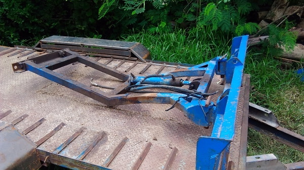 25แรง4x4ดันหน้าลดสุด70,000ครับ