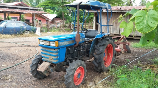 อิเซกิ 19แรง4x4 สภาพดี TS1910