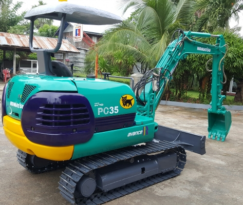 ขายรถขุด KOMUTSU PC35R-8 เก่าญี่ปุ่น