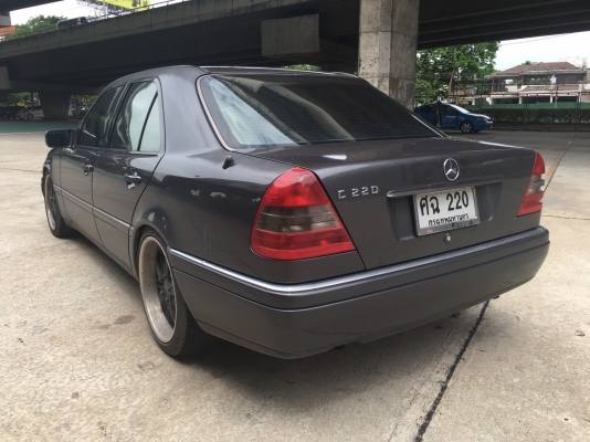 BENZ C220 EL ปี1997 น่าใช้มาก สวยมีเสนห์ ติดแก๊ส โดนัท BENZ C220 EL ปี1997 น่าใช้มาก สวยมีเสนห์ ติดแก๊ส โดนัท