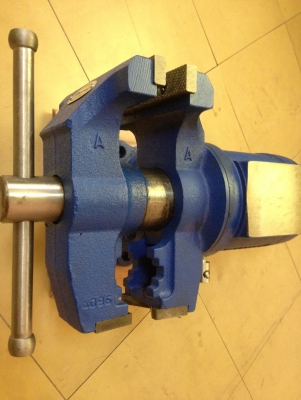 ขายปากกา Irwin Record และสว่านแท่น Rexon ขายปากกา Irwin Record และสว่านแท่น Rexon