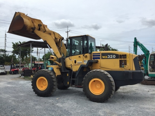 KOMATSU WA320-5 สภาพสวย ญี่ปุ่นแท้ พร้อมใช้งาน โทร.090-986-2521 อ๊อบ