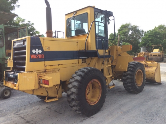 ถึงไทยแล้วครับ KOMATSU WA200-1 ซีเรียล 30,000กว่า ญี่ปุ่นแท้ โทร.090-986-2521 อ๊อบ