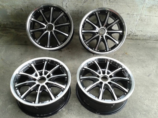 ล้อแม็ก17นิ้ว5รู114 กว้าง7นิ้ว อีที40 สวยๆ 4 ล้อ ราคา 6900 บาท