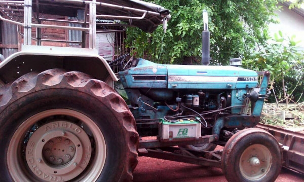 ขายรถไถ 6610 แท้เต็มคัน ปั้มกลม ไอดีโต เสื้อลาย เอกสารเล่มทะเบียนพร้อมชุดโอน