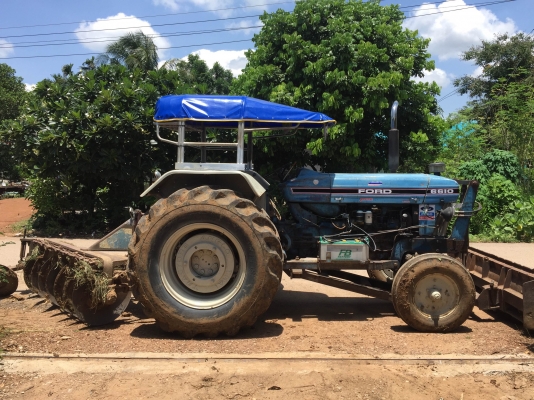 ขายรถไถ 6610 แท้เต็มคัน ปั้มกลม ไอดีโต เสื้อลาย เอกสารเล่มทะเบียนพร้อมชุดโอน