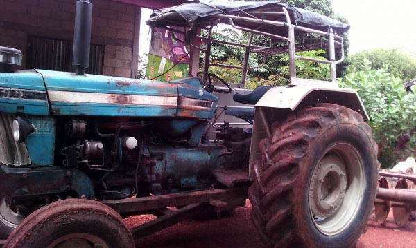 ขายรถไถ 6610 แท้เต็มคัน ปั้มกลม ไอดีโต เสื้อลาย เอกสารเล่มทะเบียนพร้อมชุดโอน