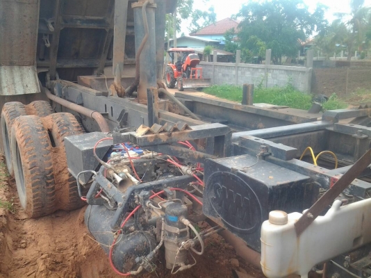 ขายด่วนISUZU 195 แรงครอบโบอินเตอร์เดครื่องเดิมเกียเดิมสวยมาๆๆๆ