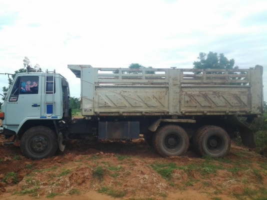 ขายด่วนISUZU 195 แรงครอบโบอินเตอร์เดครื่องเดิมเกียเดิมสวยมาๆๆๆ