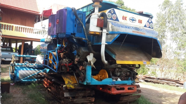 ขายรถเกี่ยวศักดิ์พัฒนา