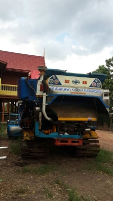 ขายรถเกี่ยวศักดิ์พัฒนา