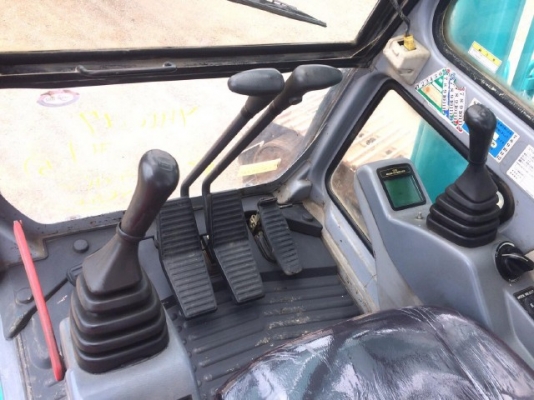 ขายรถแบคโฮ KOBELCO SK200 MARK 5 SUPER รถนอกนำเข้าจากญี่ปุ่น สภาพสวยพร้อมใช้ มีVDOการทำงานครับ