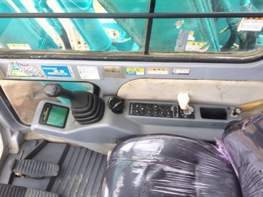 ขายรถแบคโฮ KOBELCO SK200 MARK 5 SUPER รถนอกนำเข้าจากญี่ปุ่น สภาพสวยพร้อมใช้ มีVDOการทำงานครับ