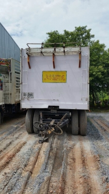 ขายลูกพ่วงดั้มเกษตรยาว 6.40 เมตร 2 เพลา ต่ออู่.ส.สุชัยนครปฐม ปี 45 สวยพร้อมใช้ยาง80\% ขายลูกพ่วงดั้มเกษตรยาว 6.40 เมตร 2 เพลา ต่ออู่.ส.สุชัยนครปฐม ปี 45 สวยพร้อมใช้ยาง80\%