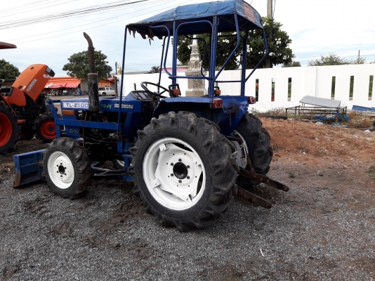 ขายอิชิกิTL2500สองเพลาพร้อมดันหน้าพวงมาลัยเพาเวอร์ ขายอิชิกิTL2500สองเพลาพร้อมดันหน้าพวงมาลัยเพาเวอร์