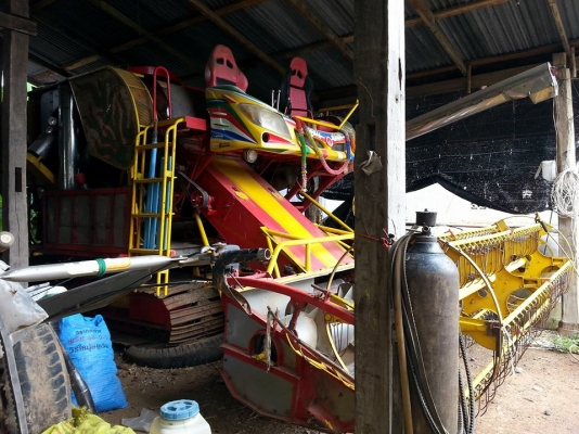 ขายรถเกี่ยวข้าว เกษตรพัฒนา ไอ้หนุ่มไวไฟ หน้าเกี่ยว3.40เมตร เครื่อง6D17เทอร์โบ ตัวเดิน12 รถสวยจากโรงงาน สภาพพร้อมใช้งาน ราคา1,000,000 สนใจโทร 090-8588220คุณนะ 093-3258446คุณบิว หรือเข้าดูสินค้าอื่นๆได้ที่ www.narong2truck.com หรือ www.truck.in.th/498 หรือเ