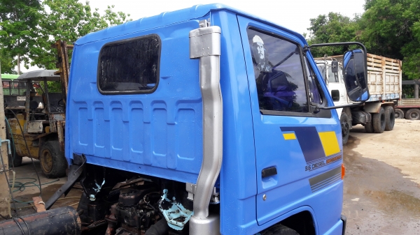 Isuzu Nkr 110 หัวลากคัสซี เครื่องดี ทะเบียน ม.89 Isuzu Nkr 110 หัวลากคัสซี เครื่องดี ทะเบียน ม.89