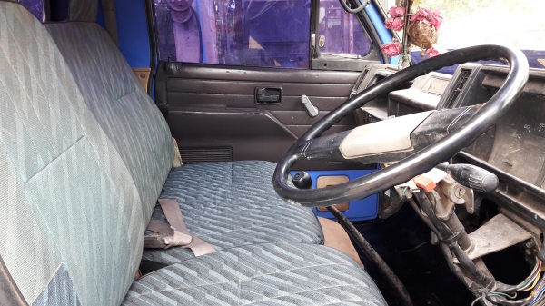 Isuzu Nkr 110 หัวลากคัสซี เครื่องดี ทะเบียน ม.89 Isuzu Nkr 110 หัวลากคัสซี เครื่องดี ทะเบียน ม.89