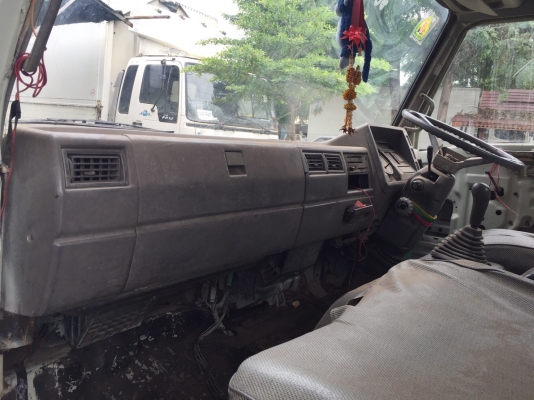 ขายFB2W ซูเปอร์เสี่ย 120แรงม้า รถห้างจดปี39 กระบะยาว4.30เมตร