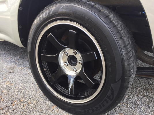 ขาย HILUX TIGER D4Dเครื่อง 2.5 E X-TRA CAB ปี 2004-2547 เกียร์ ธรรมดา เบาะหนัง ภายในสะอาดมากครับ ห้องเครื่องใหม่มาก เจ้าของดูแลดีสุดๆ มีจอเครื่องเล่นDVD รถสภาพสวยจัด สภาพนี้หายากแน่นอน รถเดิมๆ บางๆทั้งคัน