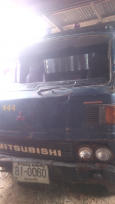 รถหกล้อมิตชูมิชิเชนเตอร์100แรงช่วงยาว