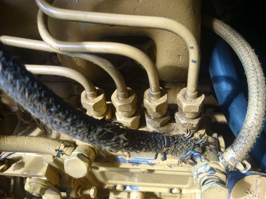 ขายรถขุด ยี่ห้อ:KOMATSU แบบ: Pc45-1 รุ่น7  แทรกเหล็ก ใบมีดดัน รถเก่าแท้ มีเอกสารใบอินวอย รถไม่เคยผ่านการใช้งานในไทย สนใจติดต่อ: 099-907-9273กิ๊ฟ กมลชนก, 099-907-3356ช่างบัง