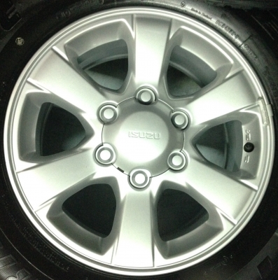 แม็กยางป้ายแดง ISUZU New D-Max 245-70-16