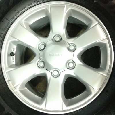 แม็กยางป้ายแดง ISUZU New D-Max 245-70-16