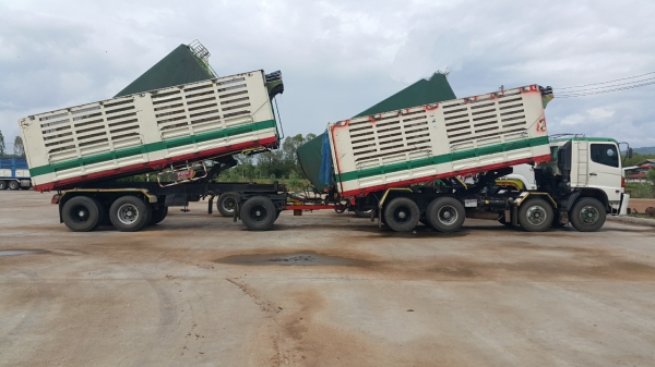 ขายรถพ่วง 24 ล้อ แม่ลูก กระบะเหล็กคอกเกษตรดั้ม HINO 320 ปี.47 รถพร้อมใช้ ราคา.2000000 สนใจรีบจองด่วน