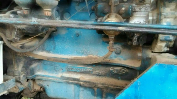 รถไถ รถไถ