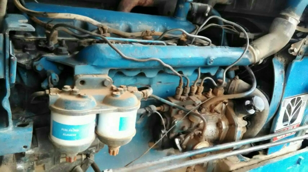 รถไถ รถไถ