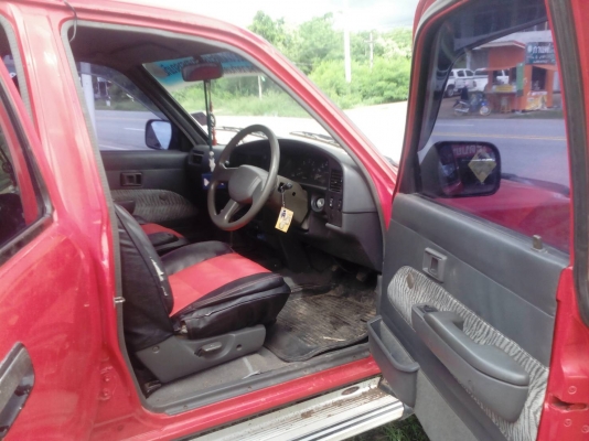 ขายโตโยต้าไมตี้เอ็กซ์ 4 ประตู จ.มหาสารคาม