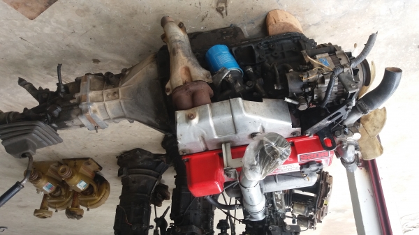 ขายเครื่อง NISSAN BD 25 พร้อมเกียร์