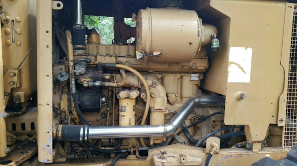 ขายด่วนรถเกรดCAT140G 5MDสภาพพร้อมใช้งานเอกสารเล่มทะเบียนโทร0801515451