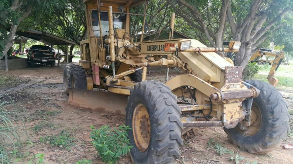 ขายด่วนรถเกรดCAT140G 5MDสภาพพร้อมใช้งานเอกสารเล่มทะเบียนโทร0801515451