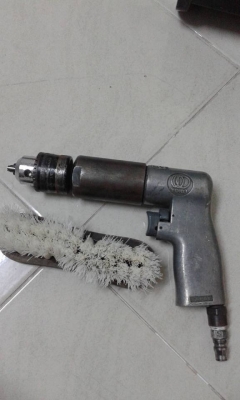 สว่านลม TOKU