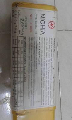 ลวดเชื่อมสแตนเลส 5 ก.ก. 2.6 มิล