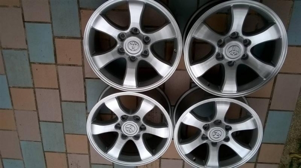 แม็กtoyota prado ขอบ17